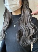 結んで簡単に隠せるインナーカラーグレー 表参道美容室