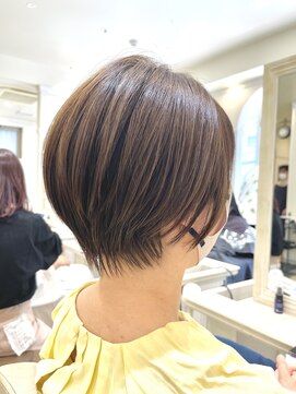 エイミーバイアフロートザガーデン 浦和店(amie by afloat the garden) ピーリングカットでお手軽丸みショート！！