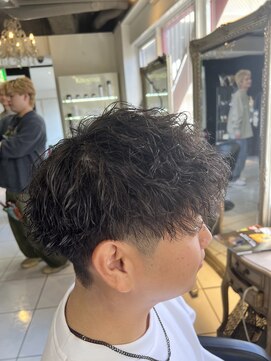 アイズ 海老名(AIZU) 波巻きツイストスパイラルパーマ　波巻きパーマ　マッシュパーマ