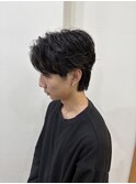 清潔感ある大人かっこいい刈り上げないフェザーパーマ
