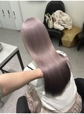 イメチェン/ホワイトブロンド/外ハネボブ/美髪/渋谷