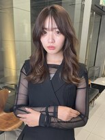 レイヤーミディアム　シースルーバング　ブラウンカラー