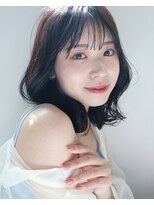 キングスベリー(Hair Relaxation King's Berry)&nbsp;くびれミディアムヘアニュアンスウルフ