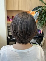 ウイバイファースト(u'i by first)&nbsp;丸みとくびれで魅せる、大人美人ショートボブ