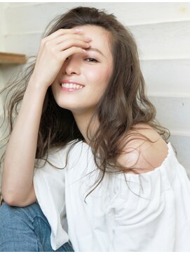 チョビー(Chobii) 表参道/レイヤーデジタルパーマ透明感イルミナカラーグレージュ