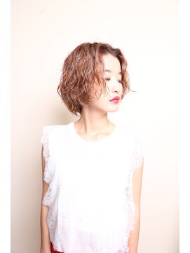 シアン 栄店(CYAN.) フェミニンボブ