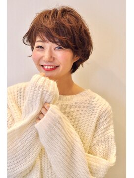 ウルカ 川口店(ulQua) ふわっと立体感ショート