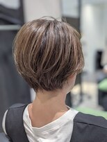 ジエクト 本店(The Ect)&nbsp;ハイライトショートヘア×襟足スッキリスタイル×ベージュカラー