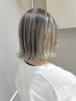バレイヤージュ×ホワイトヘア