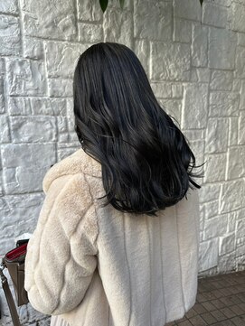 ラミ(L'ami) 透け感艶髪地毛風カラーxゆる巻きロブレイヤー