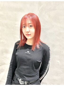 ユニー(uniii) 赤色