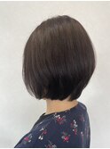 ショートボブ
