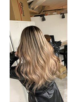 ラフ 難波店(LAFF) #黒髪#ボブルフ#ネビージュ#小顔#ワンレン