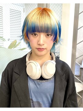 レコ 渋谷(LECO) ショートボブデザインハイトーンルーツカラー×裾カラー