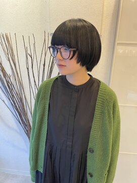 ウタリ(utari) 地毛風ブラックカラー【難波 桜川/髪質改善】