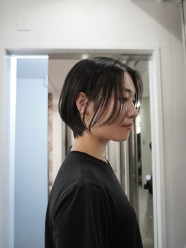 ヒメル(HML U/2A) 乾かすだけで形がきまる大人ショートスタイル