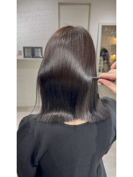 ジュベ(juve.) 髪質改善カラーで艶と柔らかさを☆