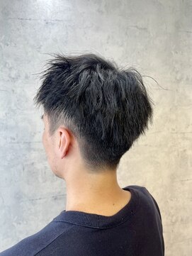 アフィナー 上大岡(Afinar) メンズパーマで魅せる！ツイスト×2ブロックで清潔感アップ