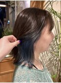 さりげブルーがかわいいインナーカラー