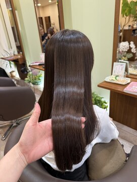 タックバイハレ たまプラーザ(takk by Hale) [takk]髪質改善縮毛矯正/チェリーブラウン/ホワイトグレージュ