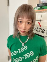カルテ(QUARTE) デザインカット　ミルクティーブロンド