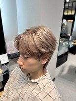 ソルバー(SOLVER)&nbsp;【透明感抜群】ホワイトベージュ×マッシュウルフ