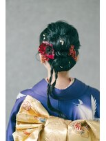 ジョワメイクスタジオ(JOIE make studio) ねじりシニヨン × 編み下ろし