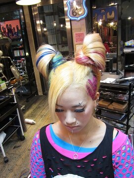 トリックストア(TRICK STORE) ブロンドカラー★カラフルメッシュ★豹柄ハート