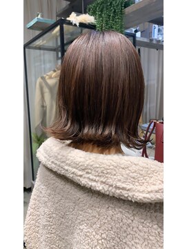 クルニエ(crenier) crenierで作るさりげないハイライトのボブ●