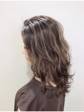 ブロッサム 上福岡店(Blossom) 【ふじみ野 上福岡】アッシュベージュ×大人カラー