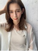 かきあげヘアーシルバーカラー韓国風センターフェードカット