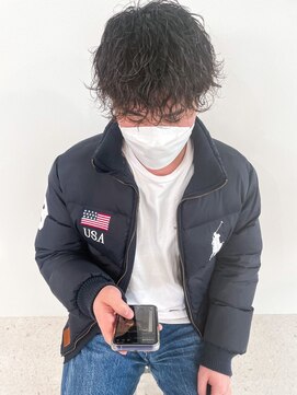 ヒビヲ(HIBIO) 前下がりマッシュ波巻きスパイラルパーマメンズツーブロック横浜