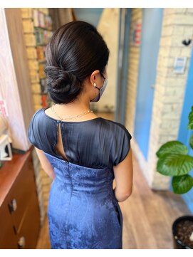 ドロップス ヘアー(Drops hair) シニヨンなシニヨン