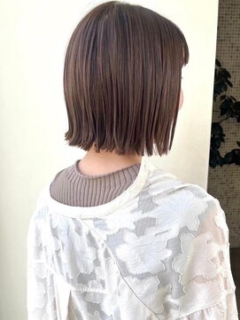 トップヘアー スパアンドリラクゼーション 安城(spa&relaxation) パツっとショートボブ