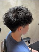 ツーブロック 束感 アップバング