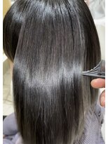 シアン 矢場町店(CYAN.)&nbsp;ブリーチ縮毛矯正