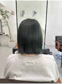 エメラルドグリーンカラー