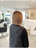 切りっぱなしボブ◎ベージュカラー