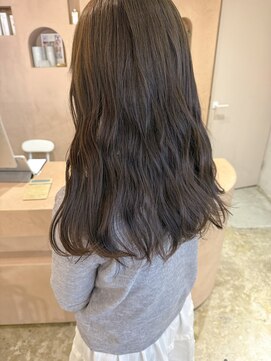 ユッカ 梅田(YUCCA) 【 YUCCA 】大人可愛い20代30代オリーブベージュ/透明感カラー