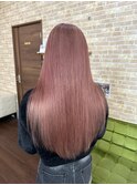 ピンクベージュ