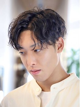 デプト(DEPT.)の写真/ビジネスシーンでも好印象◎お洒落で扱いやすいパーマスタイルで朝の準備もスムーズに！