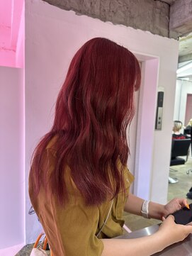 ダズリングディア(Dazzling Deer) レッド／ロング／レイヤーカット