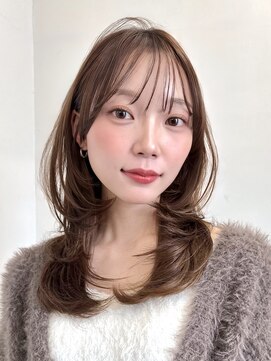 アビー(ABBEY3) ミディアムレイヤーカットハッシュカットハイレイヤー髪質改善