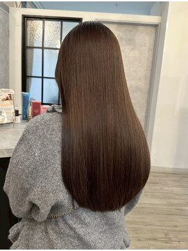 ヴィサージュバスク(VISAGE ba.s.k) 触れたくなる美髪縮毛矯正でうるツヤ髪へ