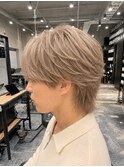 メンズ｜ミディアム｜ブロンドベージュ｜ハイトーンカラー