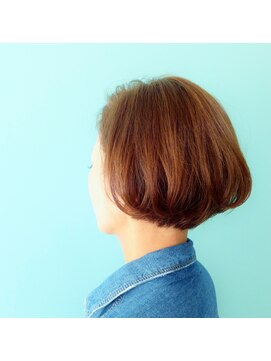 リラ(LYRA) グラデーションボブ