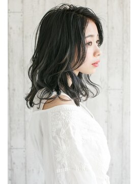 リサ グランシェ(RISA granche) トレンド×巻きミディアム×ハイライト B