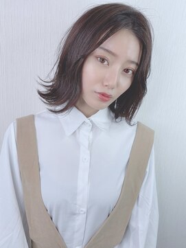 アンブル リュクス 池袋(amble luxe) オトナかわいいセンターパートボブ
