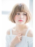 〈mielhair新宿〉ミルクティーベージュ　ふんわりボブ