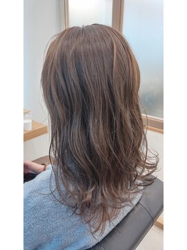  リュクスバトーバイトリコ 船橋南口店(Luxe BATEAU by tricot) ラベンダーベージュ